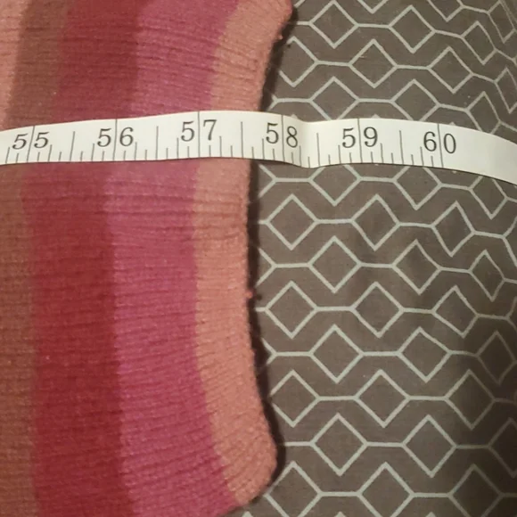 Ladies Scarf Bundle - Picture 5 of 17